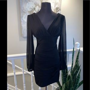 Gorgeous Black Long-sleeve Dress